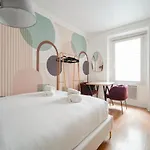 Cozy Studio In Voltaire - V